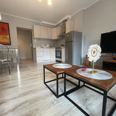 Apartament Przy Cieplickich Tezniach Jelenia Góra Buitenkant foto
