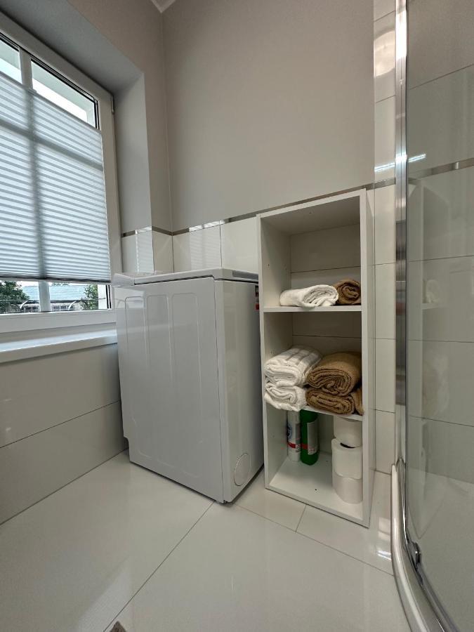 Apartament Przy Cieplickich Tezniach Jelenia Góra Buitenkant foto